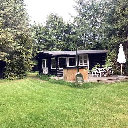6 Person In Idestrup Bøtø By