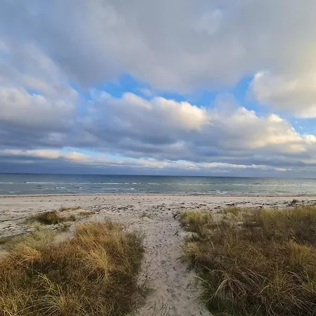 6 Person In Idestrup Bøtø By